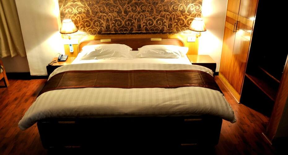 Hotel Meher Lodging, Nashik 2